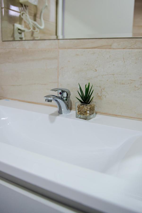 Hotel Ihtis Medugorje ภายนอก รูปภาพ